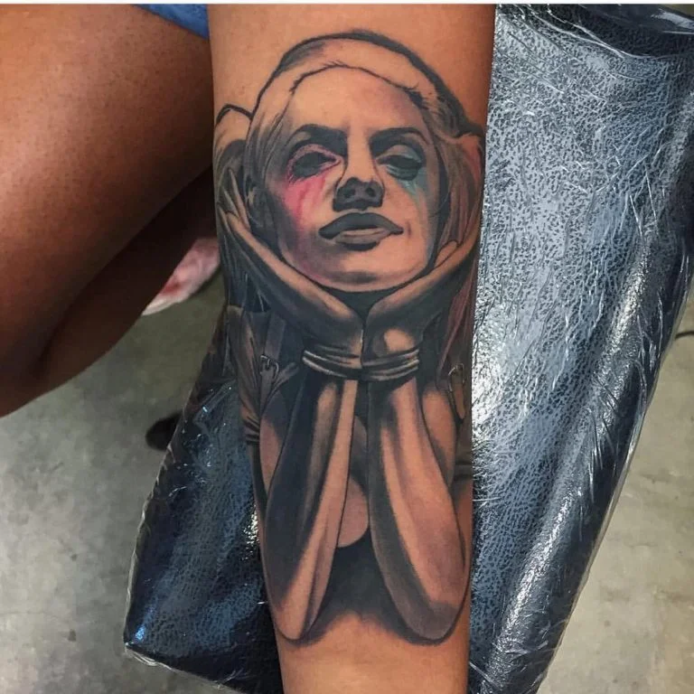 vemos tatuajes de harley quinn