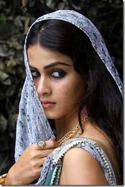 Genelia D'Souza in Urumi 2