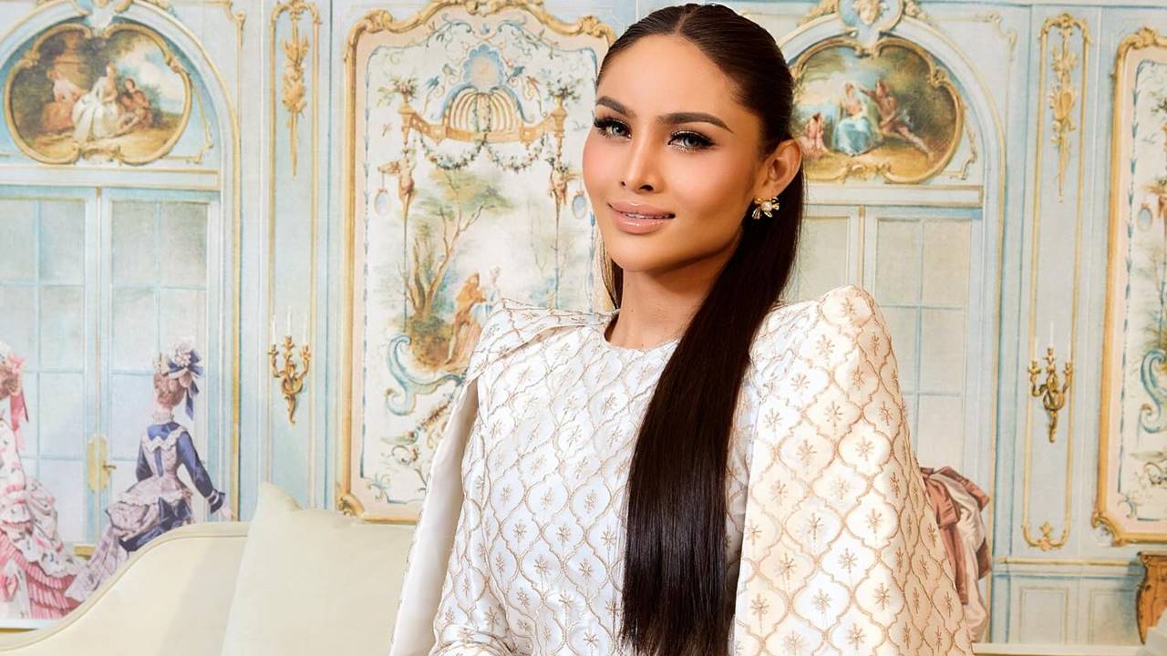 Wanie Mohtar Wanie Mohtar – Most Beautiful Malaysian Transgender Women Fashion Dresses