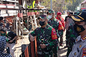 Antusias Warga Kampung Tola Sambut Brigjen TNI Djashar Jamil