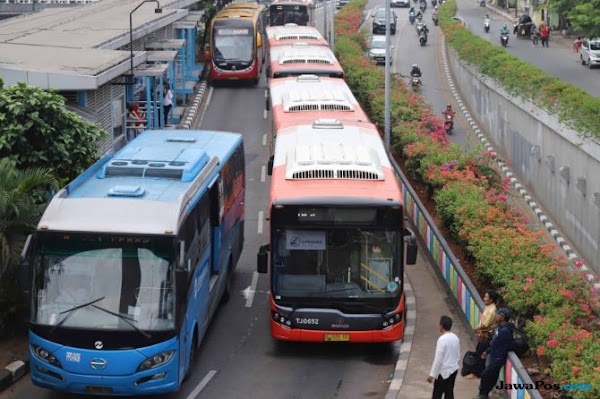Terlindas Bus Transjakarta di Jalan Gatot Subroto, Pemuda Ini Tewas