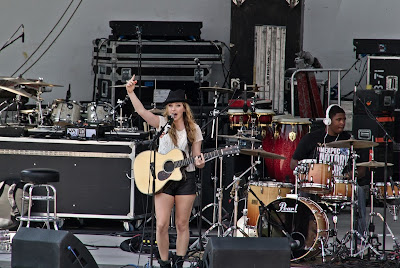 ZZ Ward 2