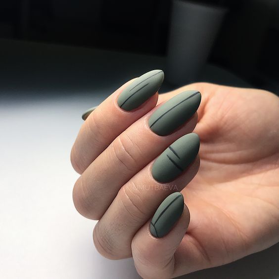 CONHEÇA AS UNHAS MAIS BOMBADAS DESSE OUTONO/INVERNO 2021