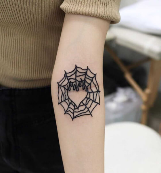 Tatuagem de aranha - 30 fotos e modelos femininos