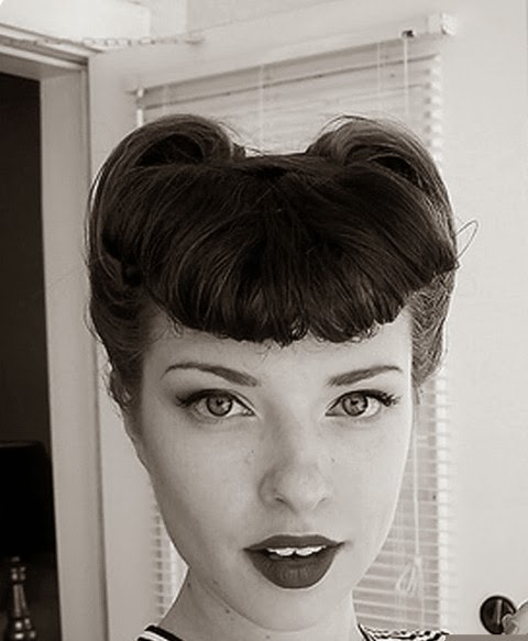 Victory Rolls Pompadour