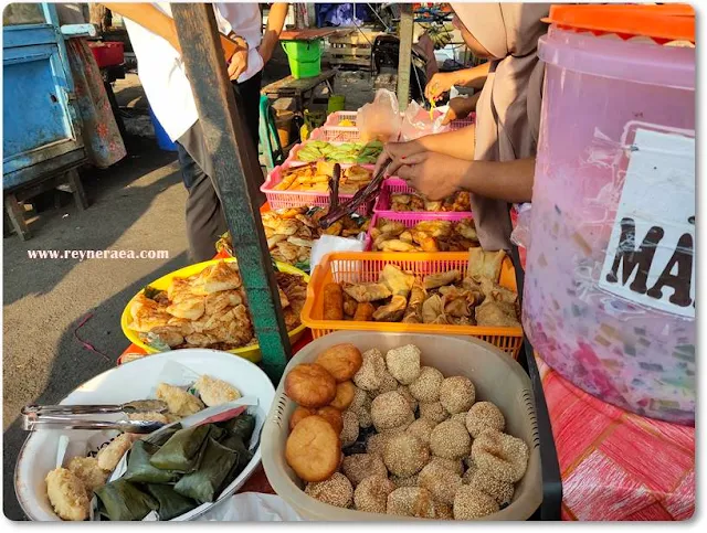 takjil karang menjangan