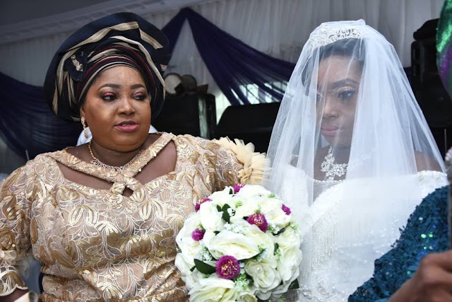 At The Classy Wedding of Beautiful Ibironke Thomas & Adetunji Adegoke in Lagos