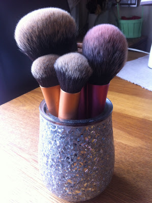 How To Clean Your Makeup Brushes