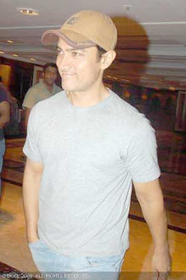 Shahrukh Khan Aamir Khan Producers Meet Photos