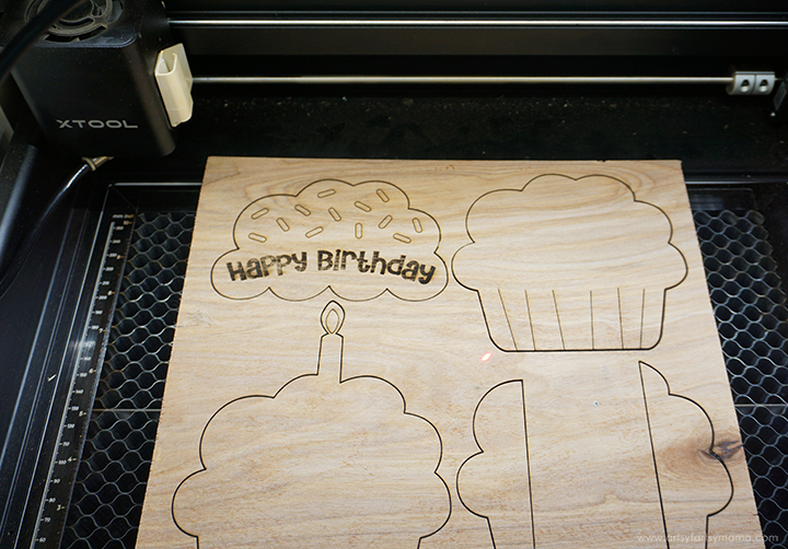 Birthday Cupcake Gift Card Holder