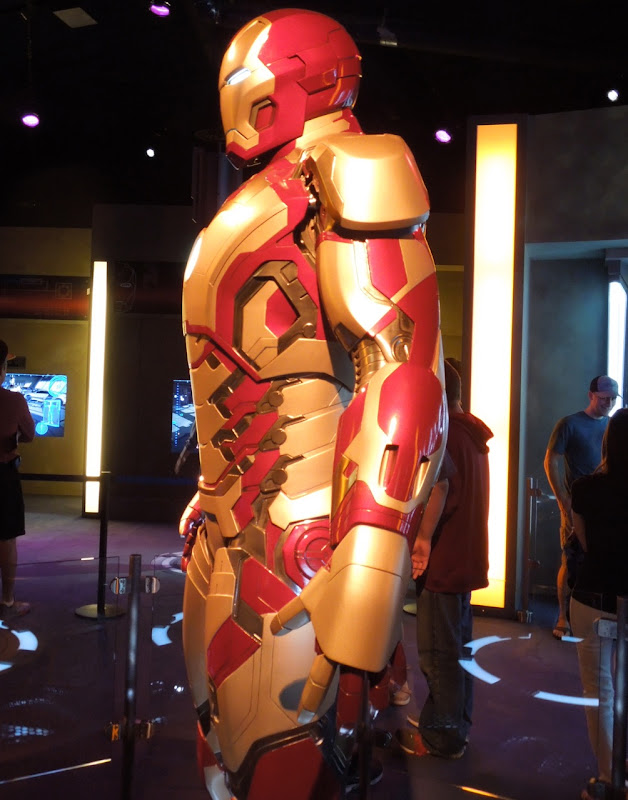 Iron Man 3 Mark 42 suit side