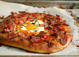 Bacon, Egg and Cheese Breakfast Pizza