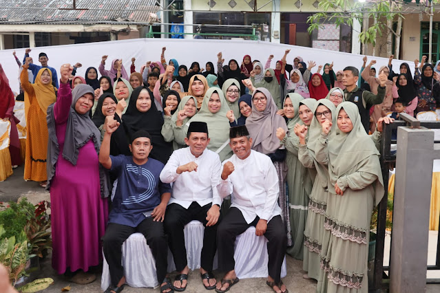 Silaturahmi dengan Pengajian Mualaf Batu Aji, Ini Pesan Gubernu Ansar