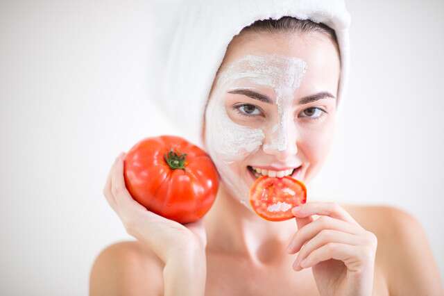 Unlocking Radiant Beauty: The Miraculous Benefits of Tomatoes for Skincare