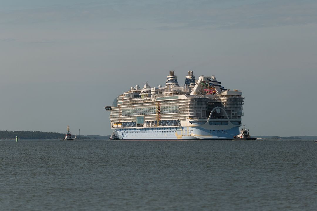 Icon of the Seas departs on maiden sea trials