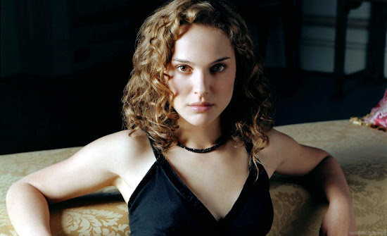 Natalie Portman Actress Latest HD Wallpaper-1600x1200