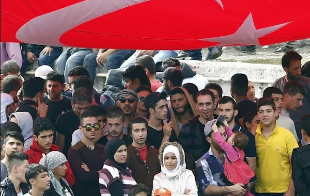توضيح هام للسوريين بخصوص “إلغاء الحماية المؤقتة” في تركيا