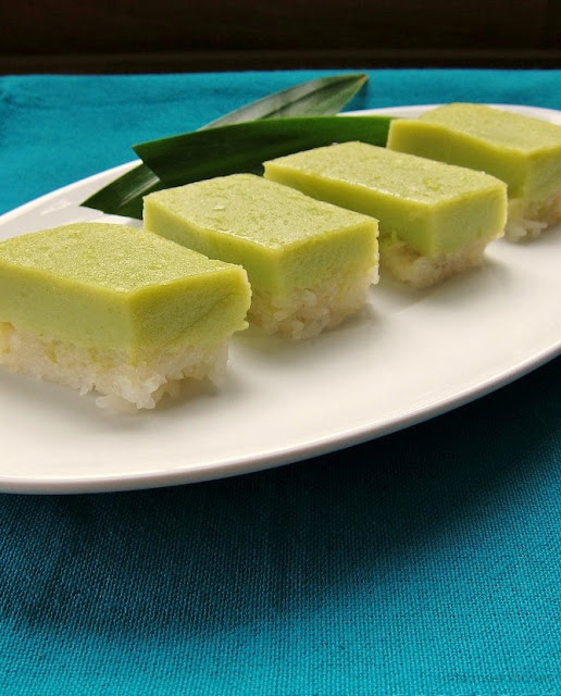 Malaysian Seri Muka Kuih Recipe from Nomsies Kitchen