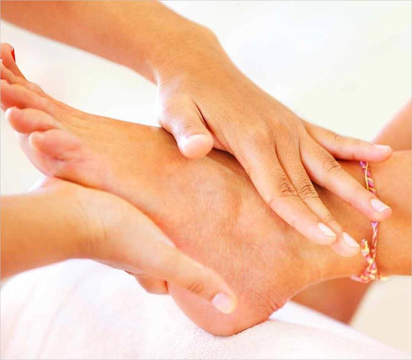Dạy nghề spa - phương pháp bóp huyệt bàn chân an toàn