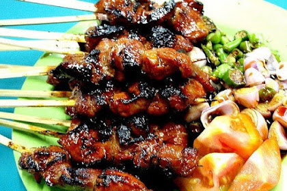 Nasi lengko dan Sate kambing H. Apud