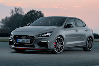 Hyundai i30 Fastback N (2019) Front Side