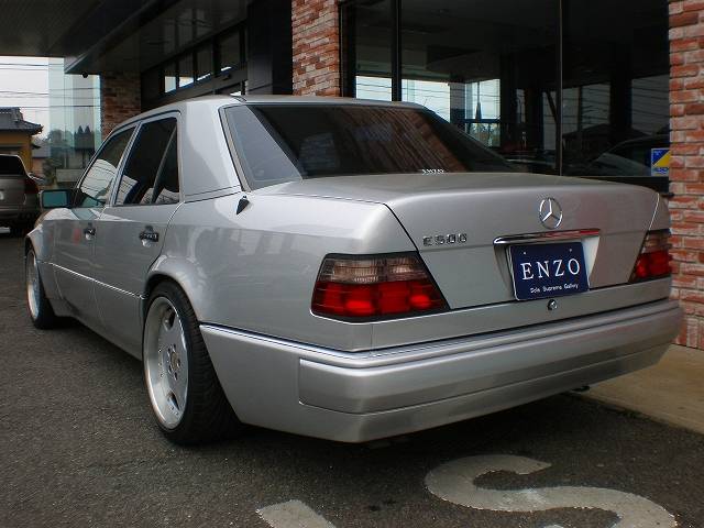 MercedesBenz E500 W124 Silver