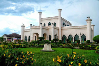 istana termegah di indonesia