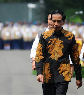 batik madura yang dipakai jokowi