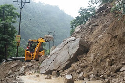 NH 10: Load limit for trucks