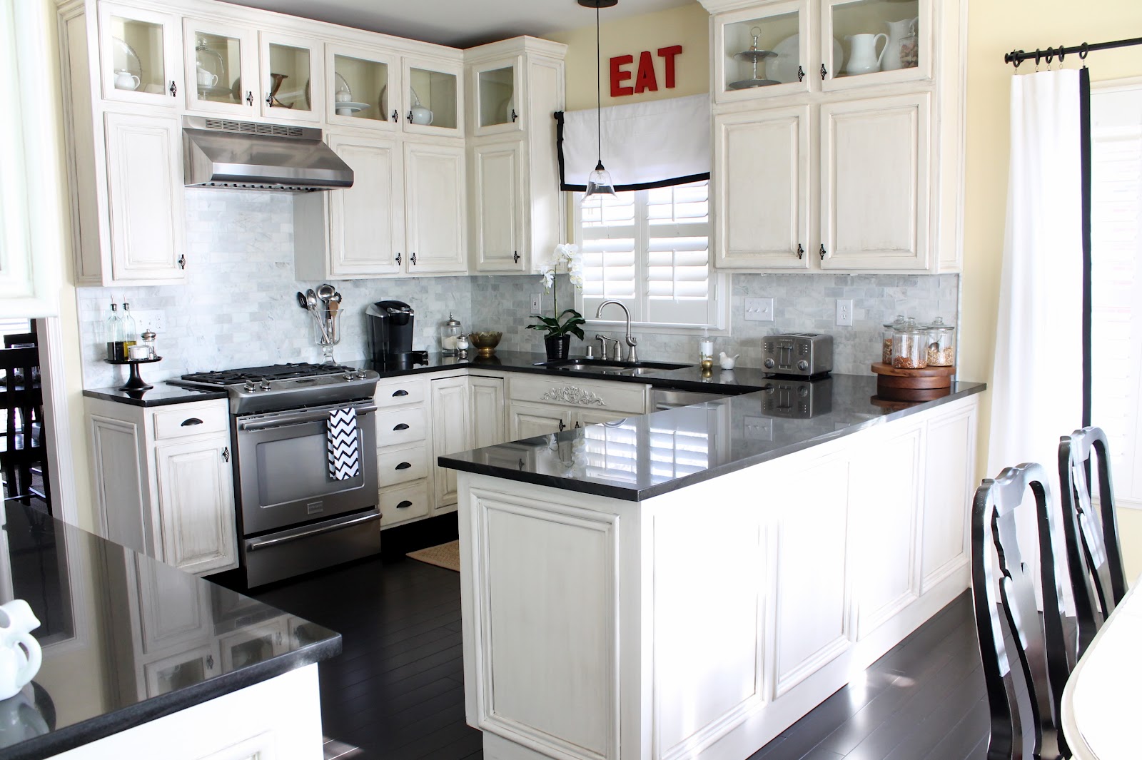 HMH Designs  White  Kitchen  Cabinets  Timeless and Transcendent