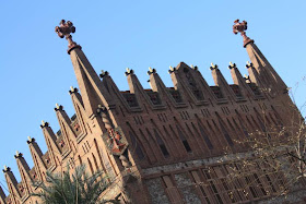 Col·legi de les Teresianes designed by Antoni Gaudí