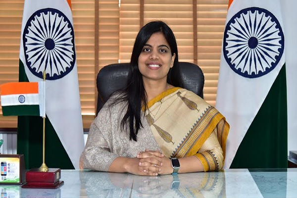 DC-NEHA-SINGH-PALWAL