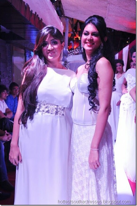 Poonam Kaur Sexy Pics in white dress on ramp 2