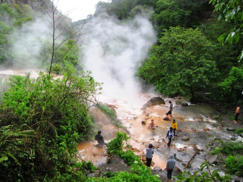 Sumber Air Panas Gunung Kelud