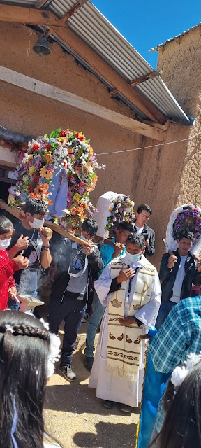 Fest der Santa Rosa de Lima, in der Gemeinde Ravilero, Potosí - Bolivien