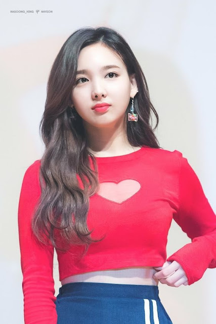 Profile dan 15 FAKTA Nayeon TWICE (Im Na-yeon)