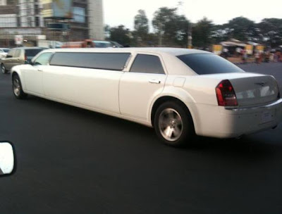 White Chrysler 300 Limousine spotted in Hyderabad – News, Pictures, Price 