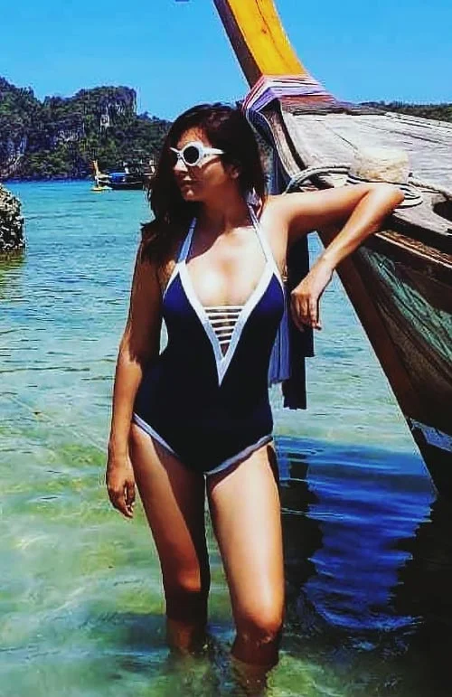 shonali nagrani bikini swimsuit hot indian actress