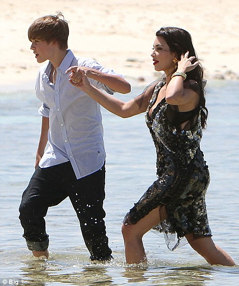 justin bieber and his girlfriend