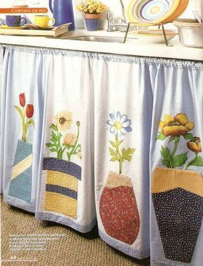 As cortinas são vistas como peças inseparáveis das janelas e têm de ser escolhidas com a mesma importância de qualquer outra peça de decoração.
