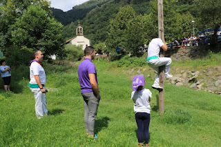 Cucaña de las fiestas de El Regato