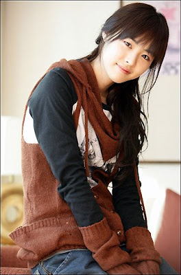 Lee Yeon Hee