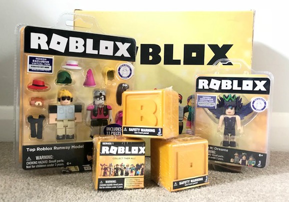 Roblox Toys Review - unboxing roblox toys