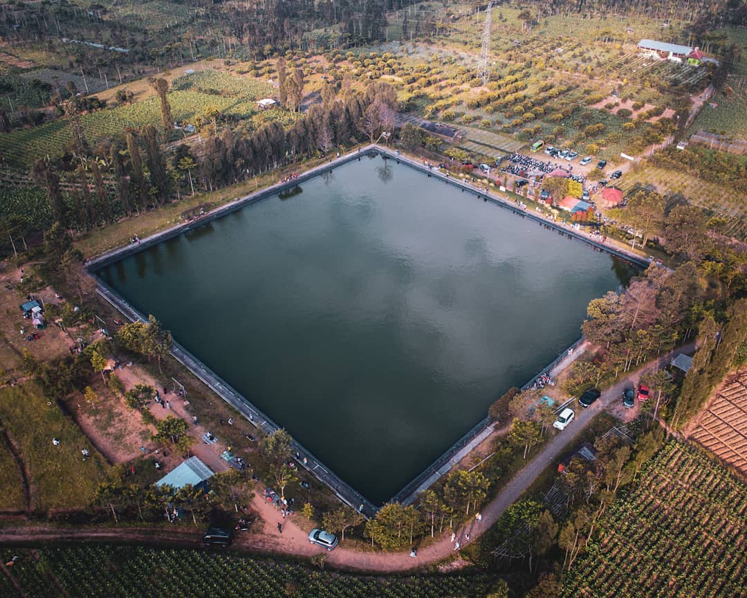 Panorama Embung Kledung Destinasi Wisata Alam Di Temanggung