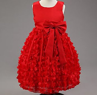 Vestidos Rojos, Niña de las Flores