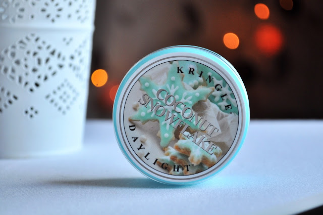 Kringle Candle | Coconut Snowflake