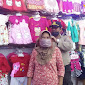 Personel Ditbinmas Polda Banten Bagikan Masker Kepada Pengunjung Pertokoan Ciruas