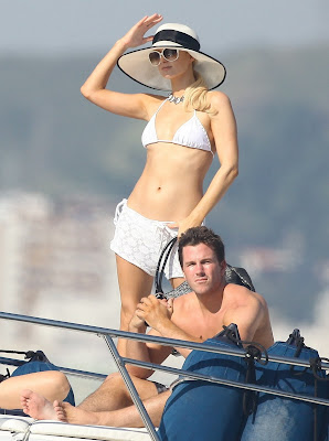 paris hilton bikini pictures on a boat