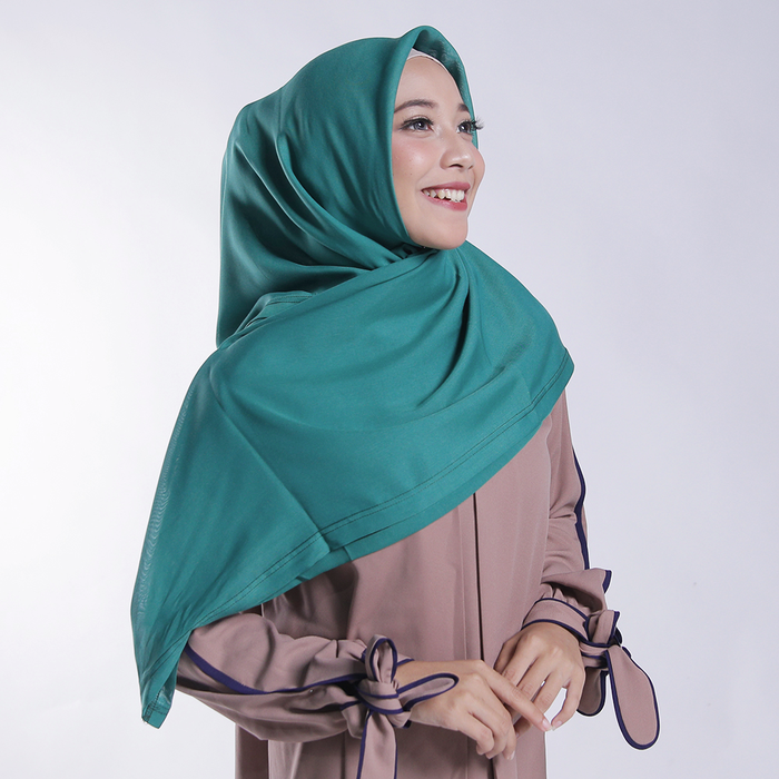 Jual Zoya Kerudung Segi Empat Polos - Nov Scarf Warna Green