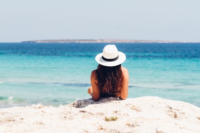 Como proteger o cabelo das agressões do verão